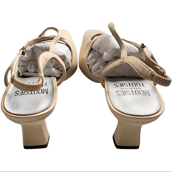 Mootsies Tootsie Gwyneth Champagne Satin Suede, Leather Sole Strappy Sandals 6.5 - Picture 9 of 9
